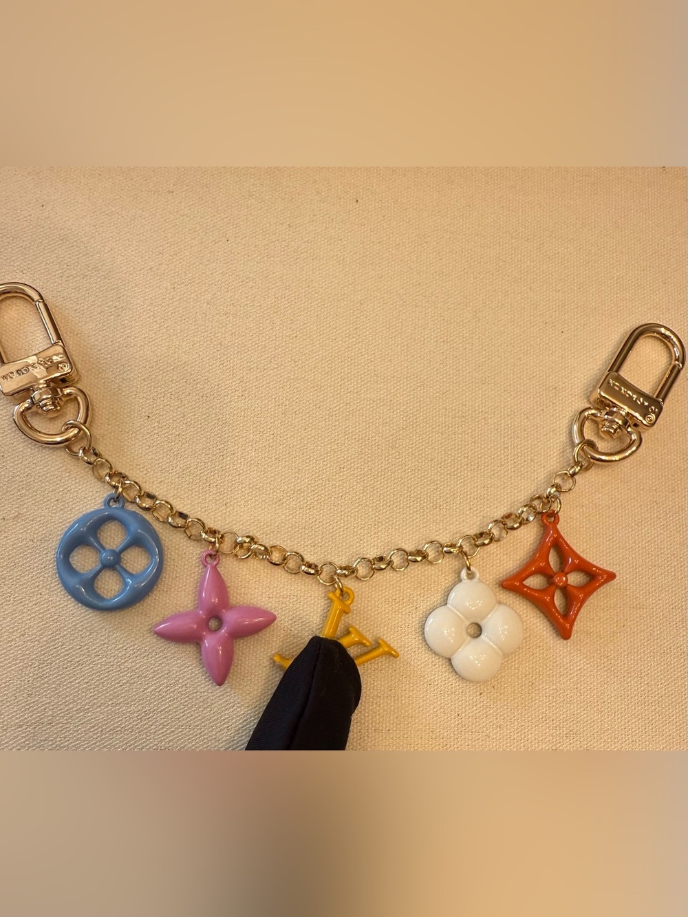 DHgate Colorful Flower bag charm